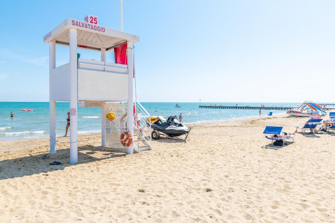 Ferienwohnung Zenith Lido di Jesolo Exterior foto